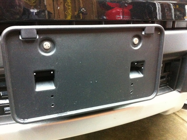 Install front license plate bracket rivets replacement